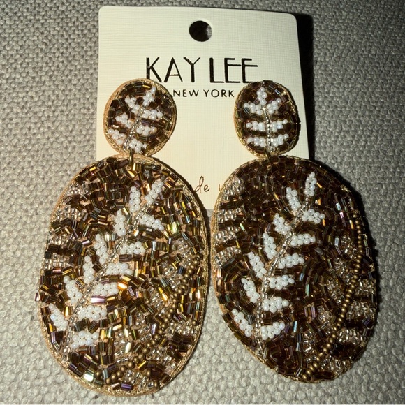 KAY LEE Jewelry - Gold, White, & Brown Beaded Floral Statement Earrings Night Out Vacay Resortwear